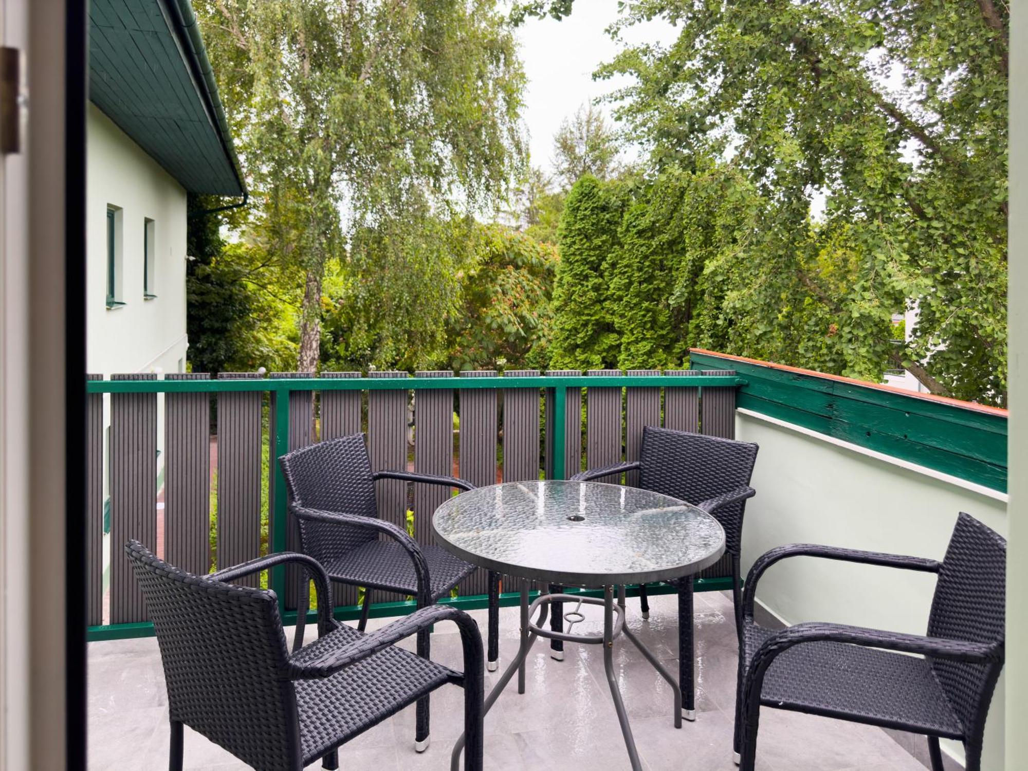 Írisz Panzió Hotel Budapeste Exterior foto